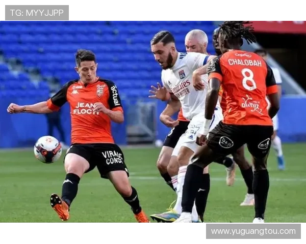 围绕鸽子的翅膀解锁法甲赛场球星精妙传射与绝活展示华丽技巧全呈 围绕鸽子的翅膀解锁法甲赛场球星精妙传射与绝活展示华丽技巧全呈